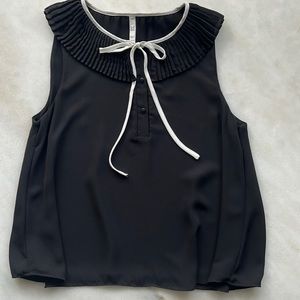 Zara Pleated Collar Sleeveless Blouse